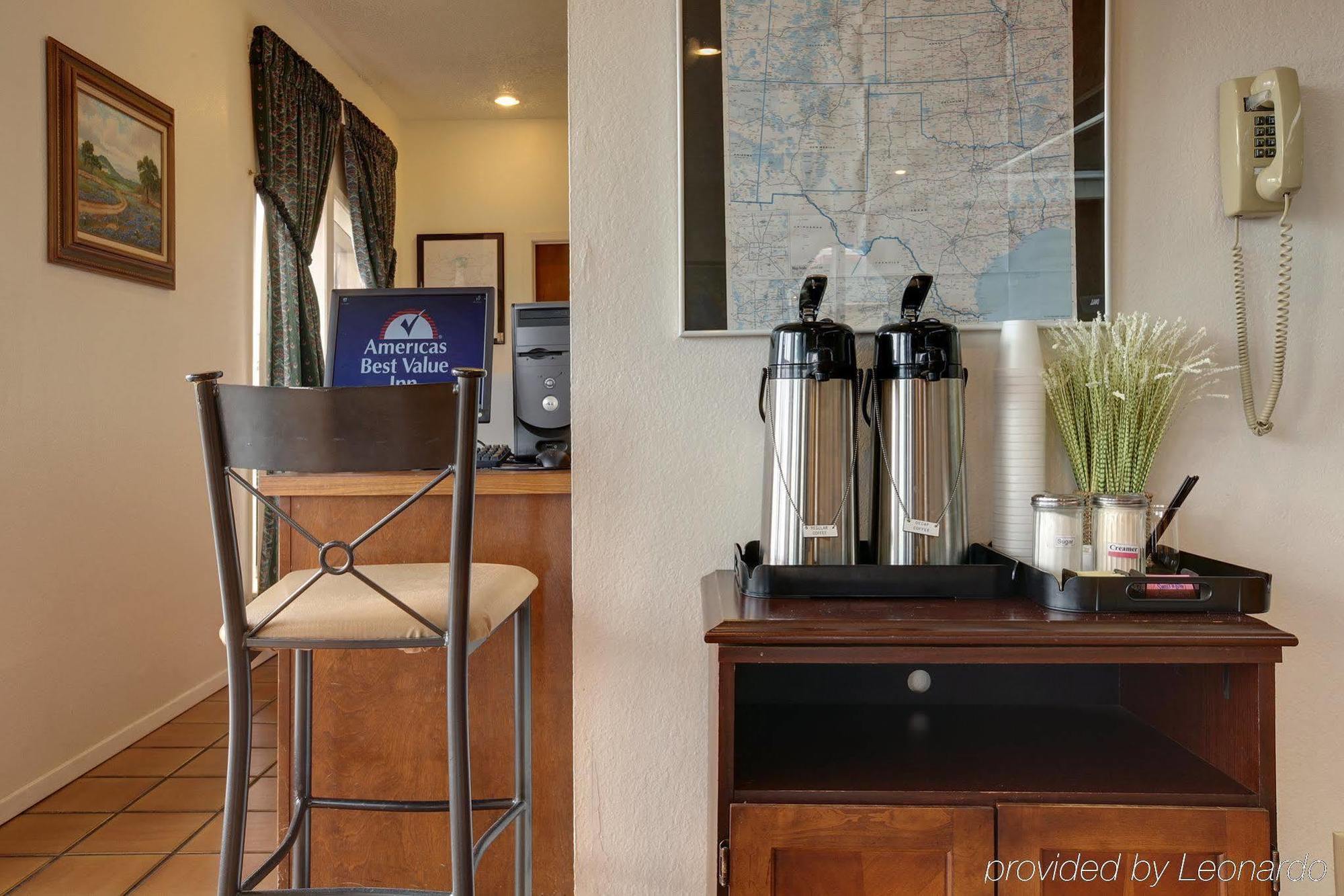 Americas Best Value Inn Paris Esterno foto