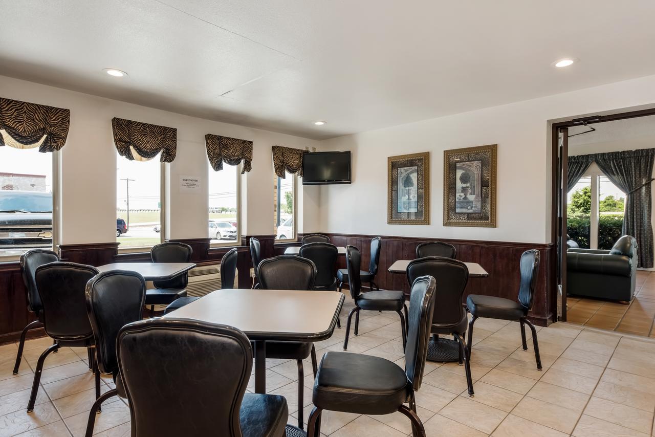 Americas Best Value Inn Paris Esterno foto