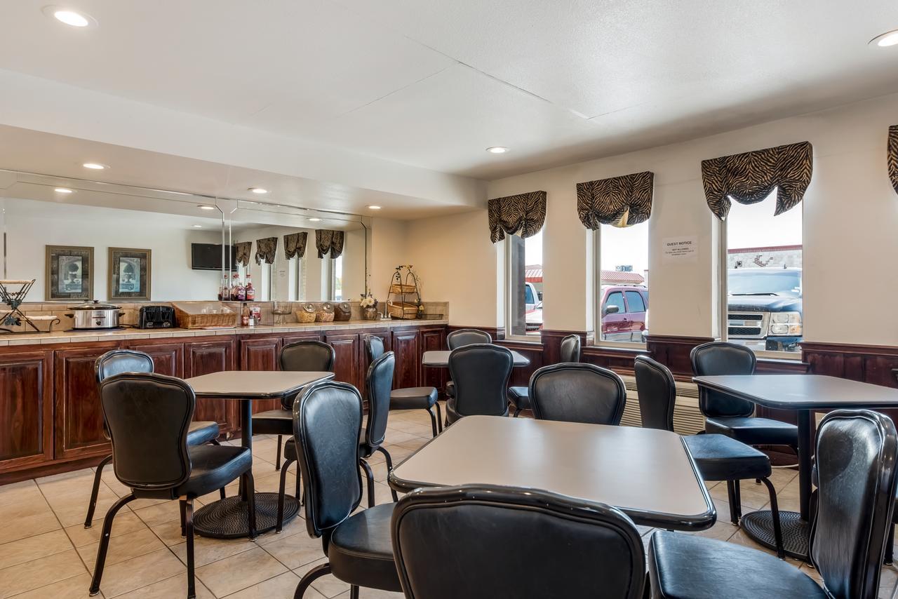 Americas Best Value Inn Paris Esterno foto